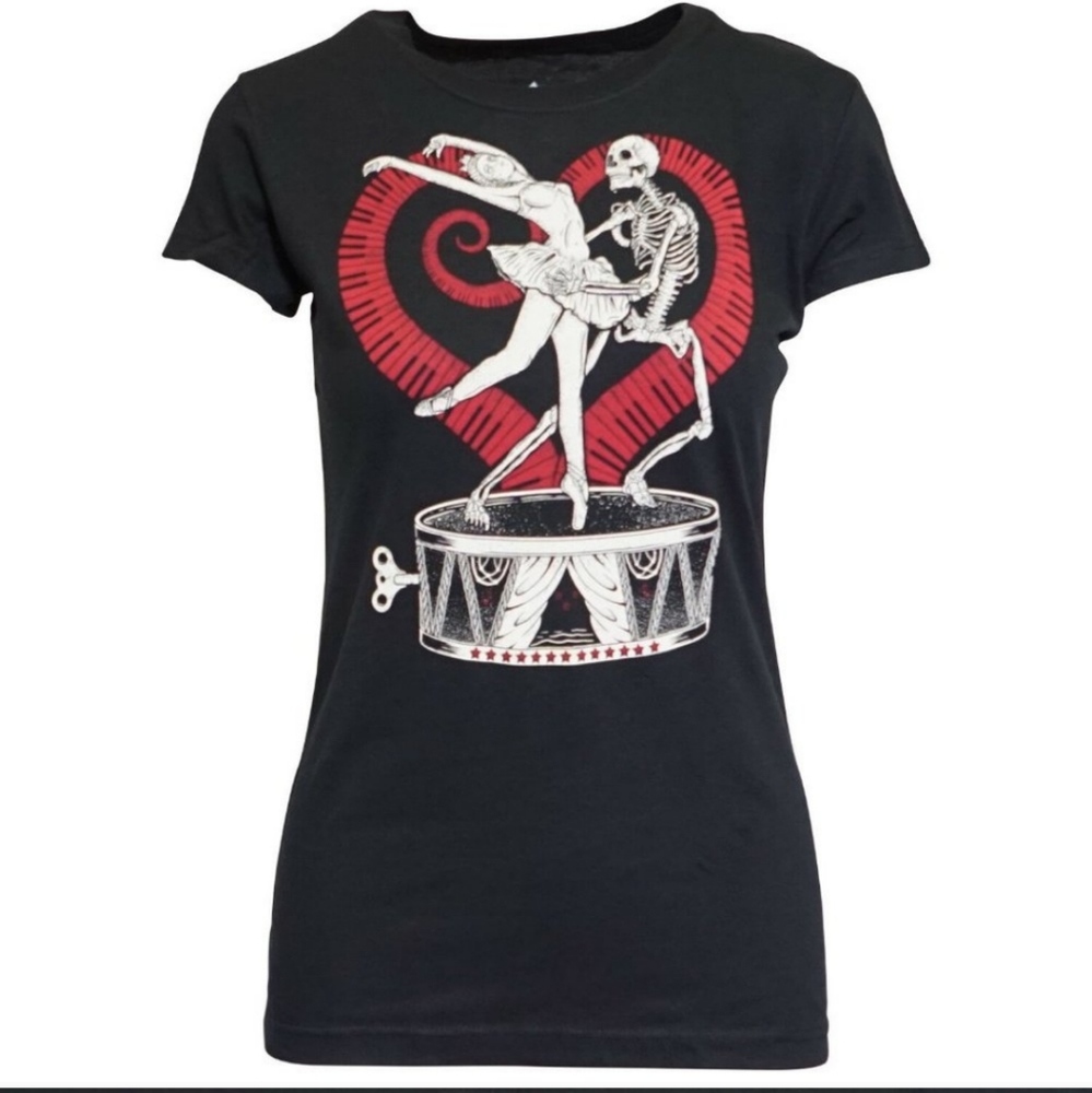 💀 Iron Fist Skeleton & Ballerina music box tee